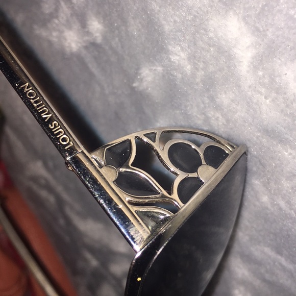 Louis Vuitton size 61/11 - Picture 1 of 7